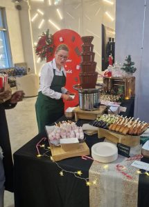 Fontaine à chocolat - angle gauche face Kiosque